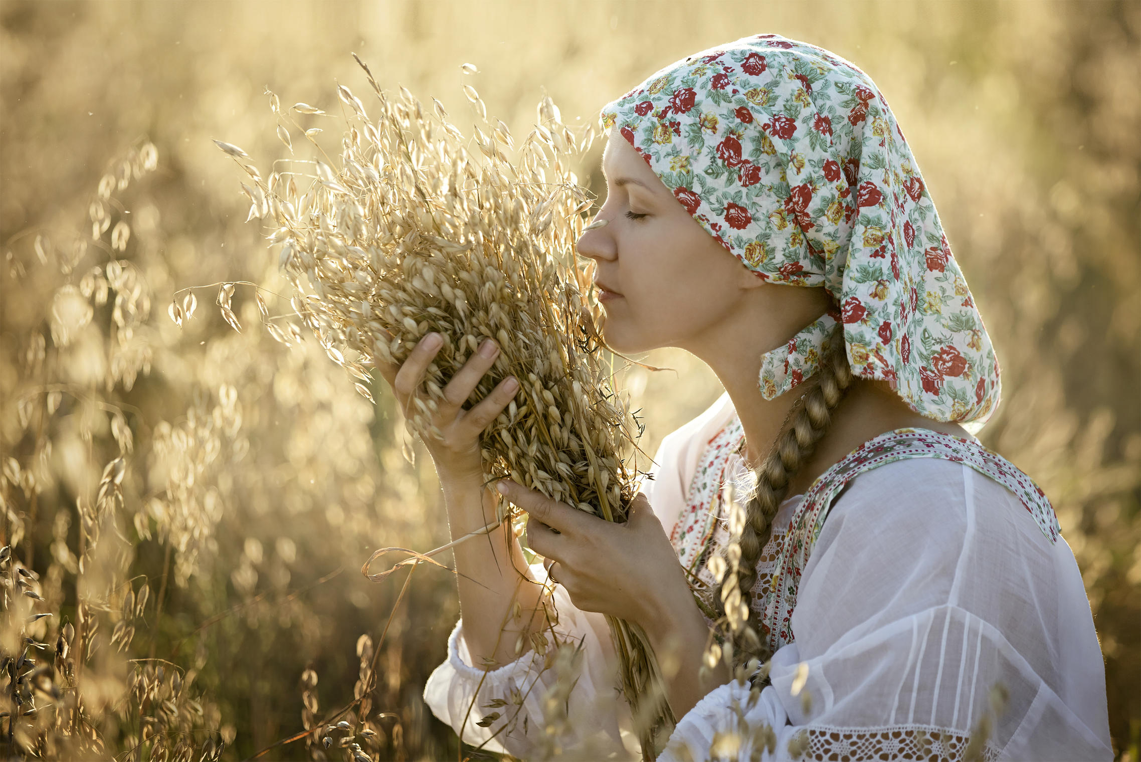 Photo Women in Slavic costumes in Basra